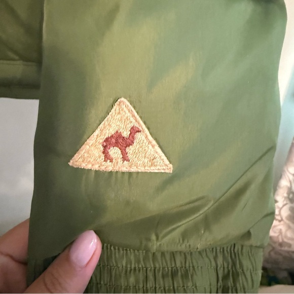 Vtg CAMEL Men's Goose Down Feathers Puffer Jacket Zip/Snap Pocket Size M hooded - Picture 2 of 14